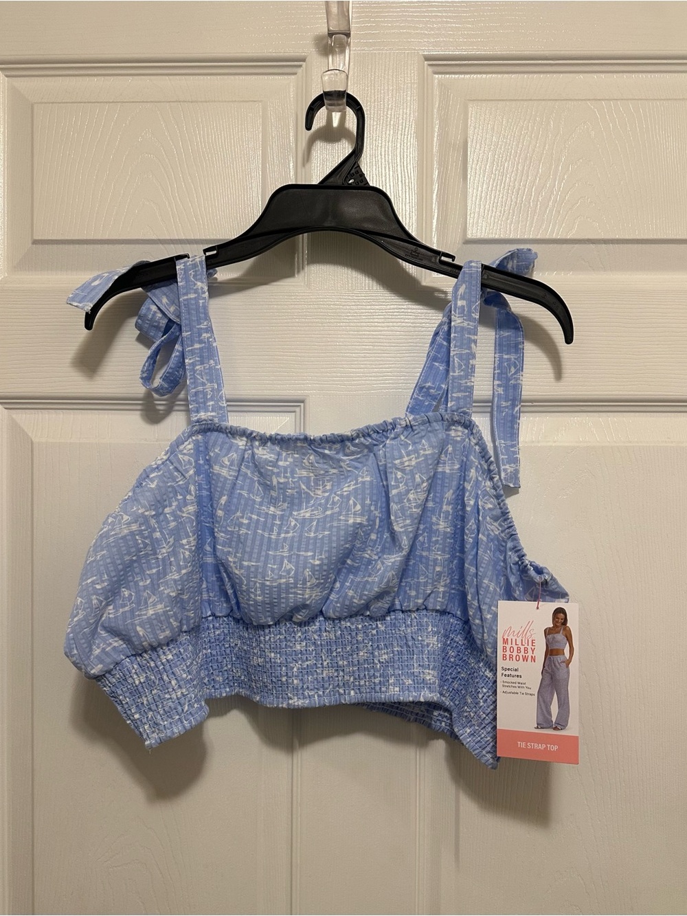 Mills by Millie Bobby Brown Women’s Tie Strap Tank Top Blue Smocked Crop XXL New